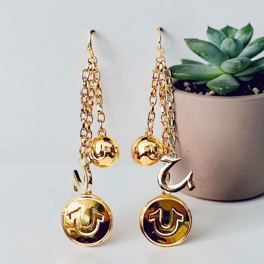 NWT Gorgeous TRUE RELIGION Horseshoe 2 tone Gold Silver 3 Charms Dangle Earrings